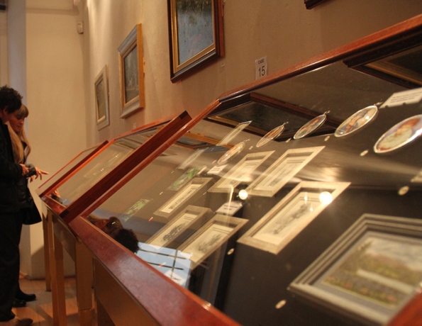 The Royal Society of Miniaturists exhibited Ukrainian artworks